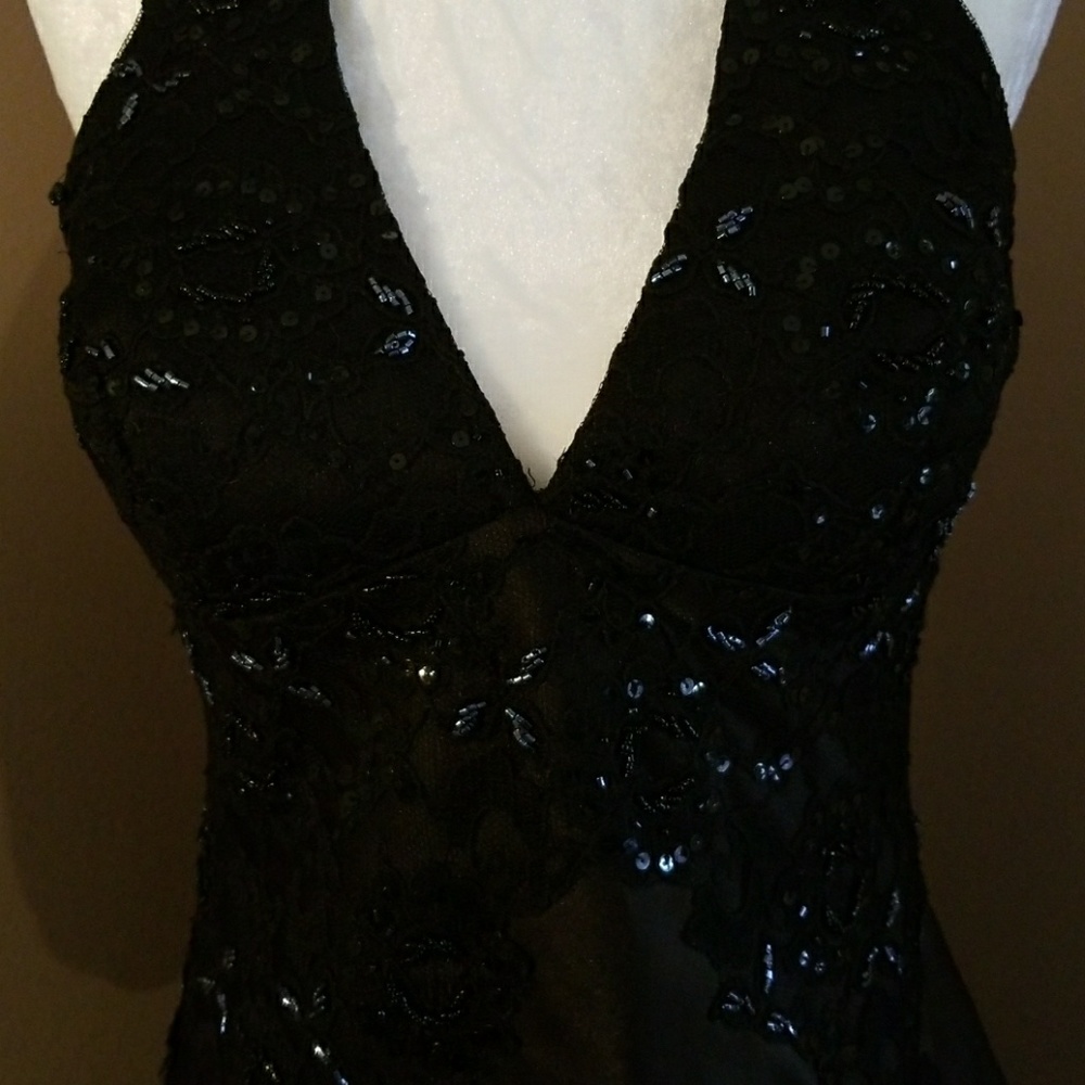 Prom dress - Picture 3 of 8
